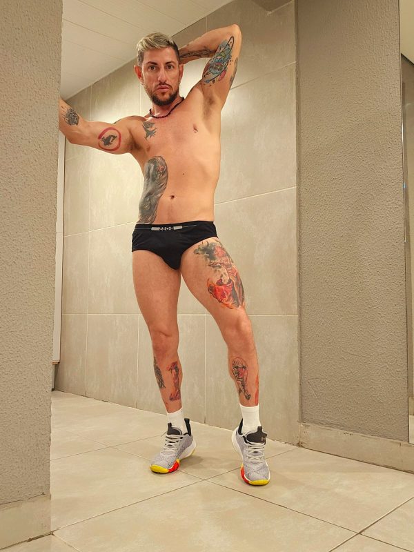 Léo Massagista 12