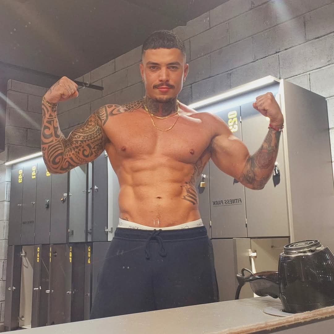 Yago Putão 49