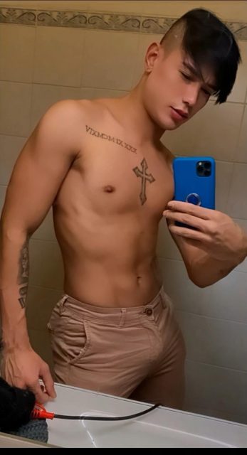 Adryan Ribeiro 35