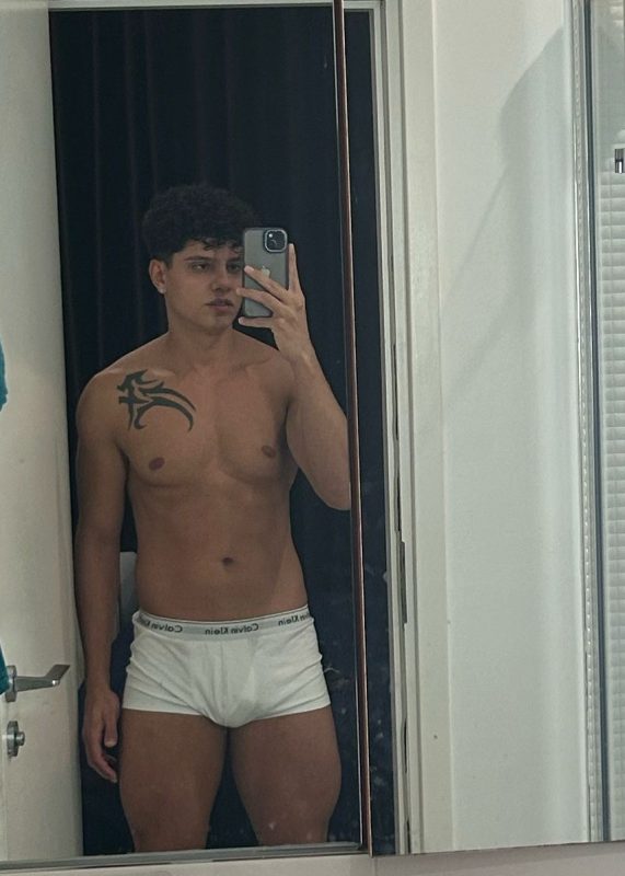 Nikolas Almeida 1