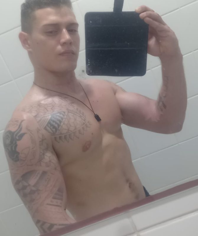 Alex Ferraz 11