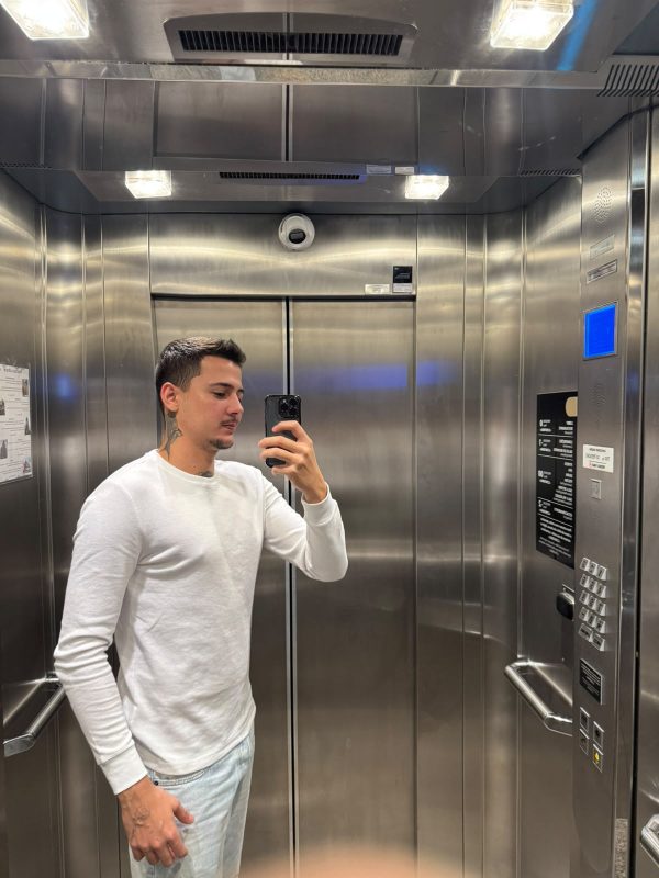 João Lucas 4