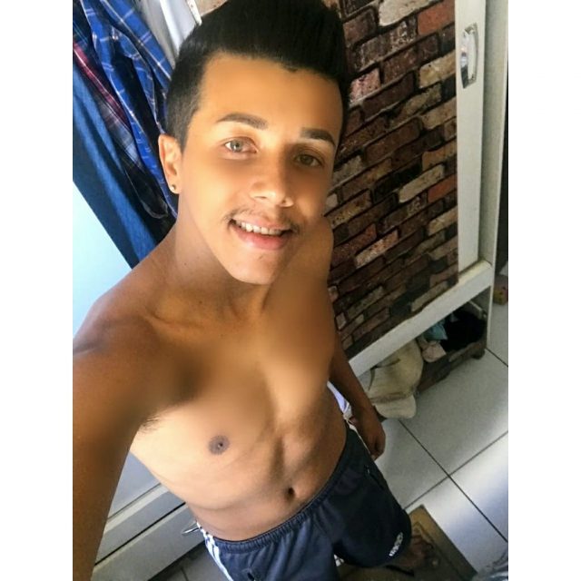 Alex Oliveira 11