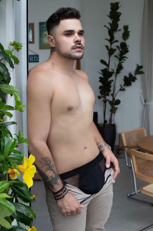 Álvaro Souza 20