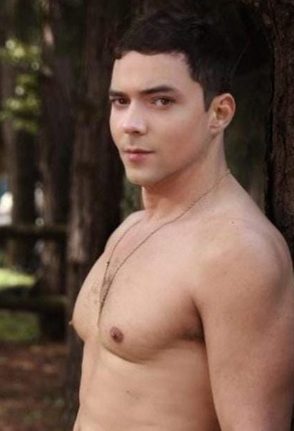 Ale Sanches 3
