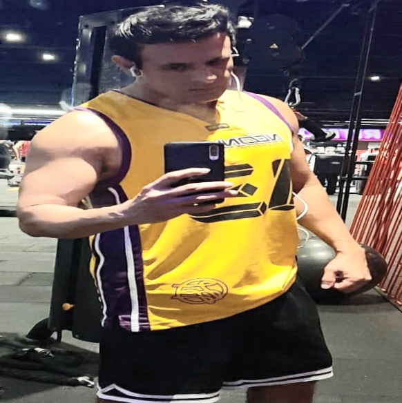Cesar Massagista 14