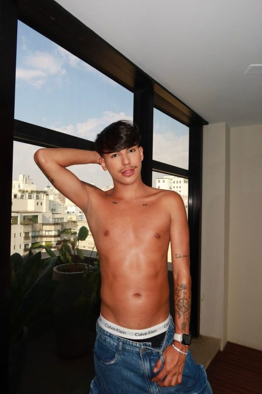 Gabriel Martins 26