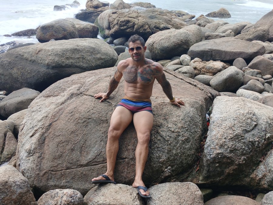 Piettro Moralez 27