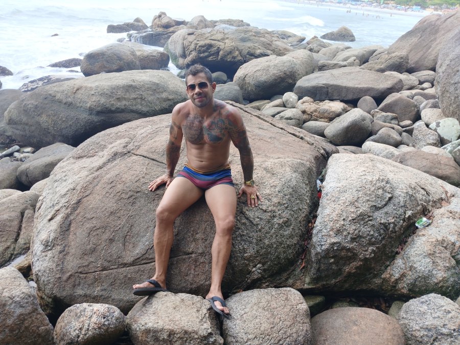 Piettro Moralez 26