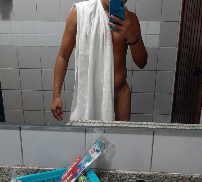 Adriano Silva 18