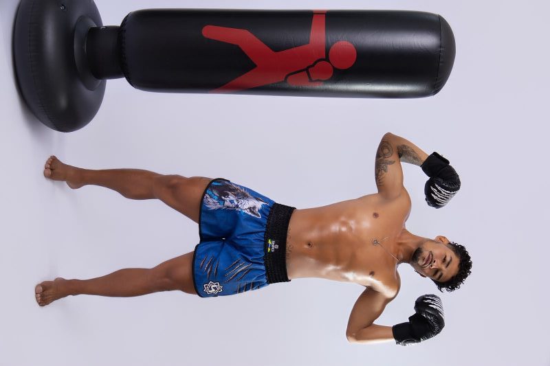 Andy Cruz 27