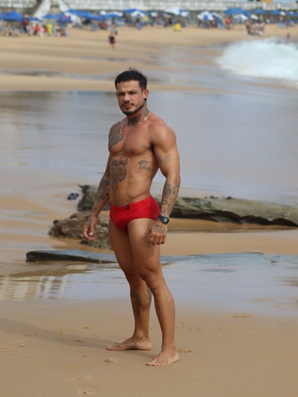 Léo Costa 28