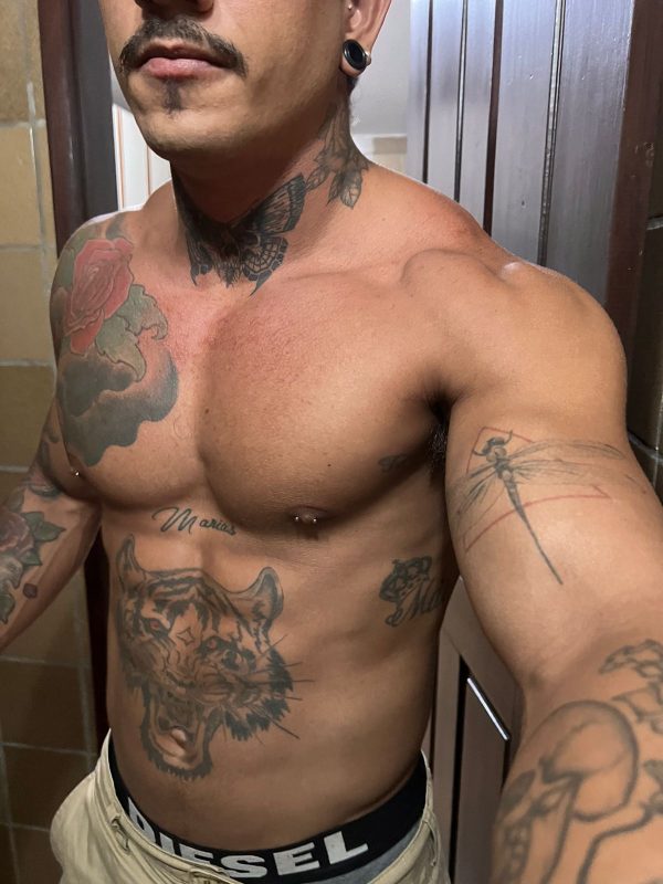 Léo Costa 54