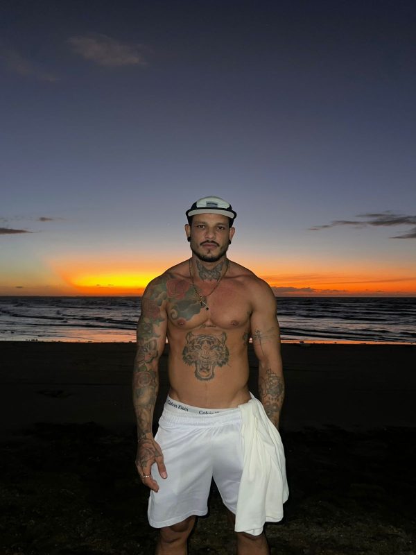 Léo Costa 4
