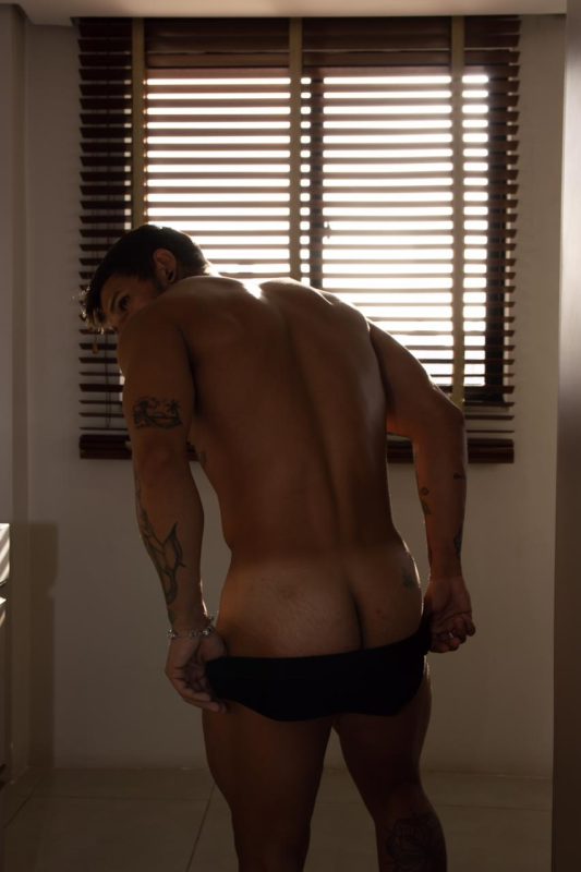 Léo Costa 52