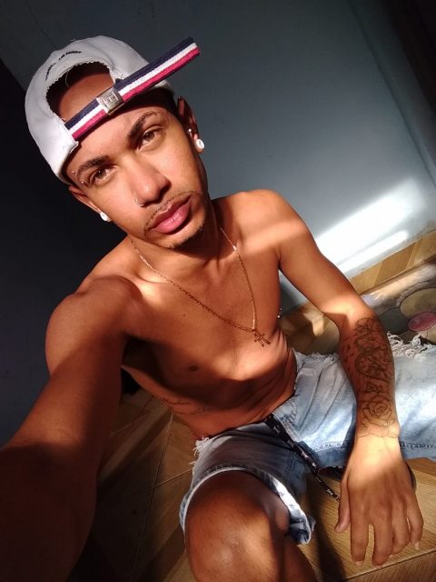 Aron Prado 4