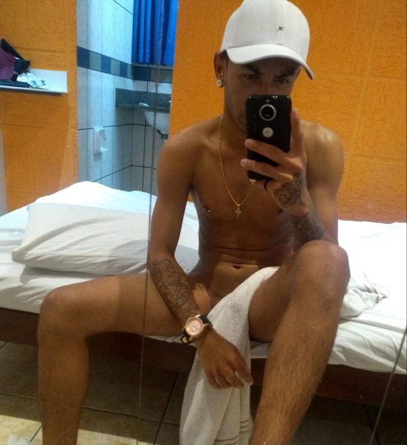 Aron Prado 6