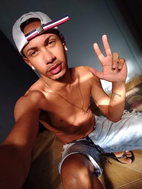 Aron Prado 5