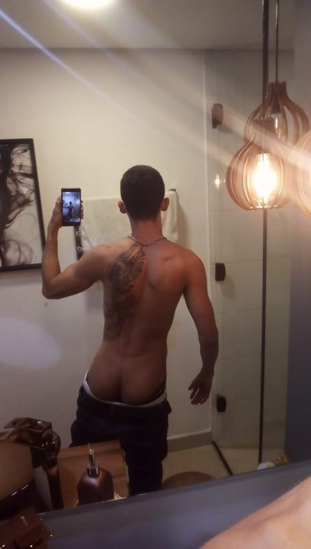 Arthur Moraes 20