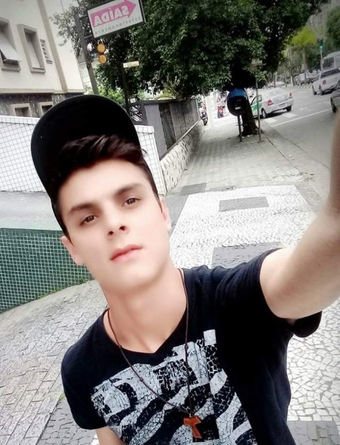 Hernando Lapo 17