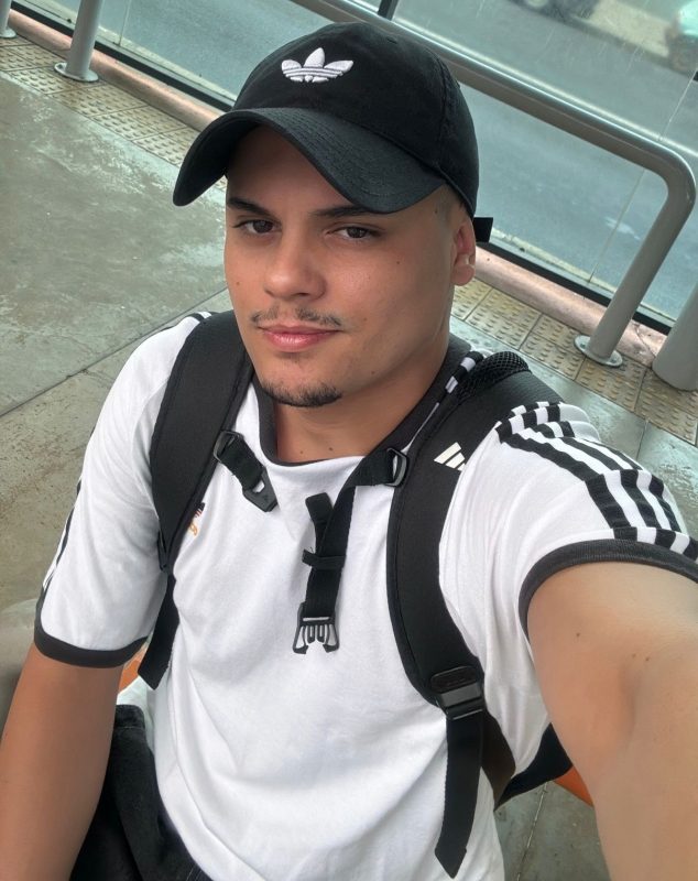 Bernardo Castelli 24
