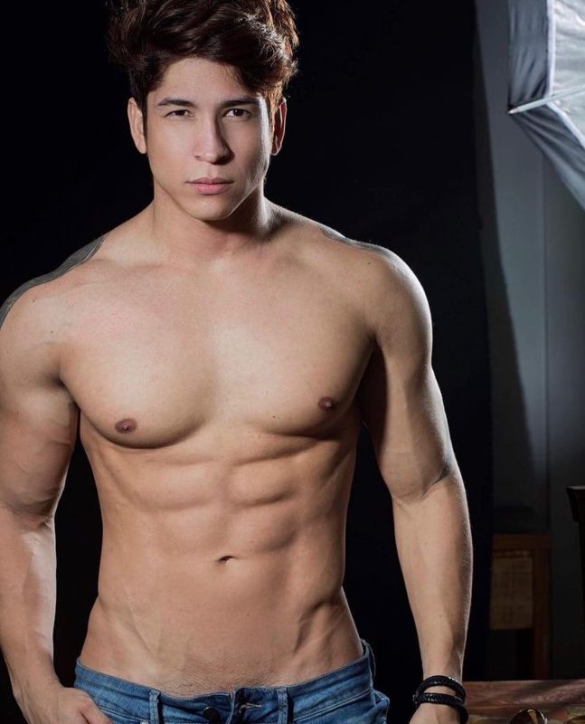 Thomas Miguel 48