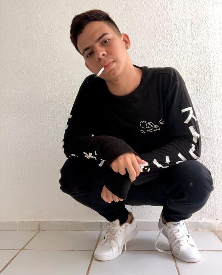 Arthur Garcez 19