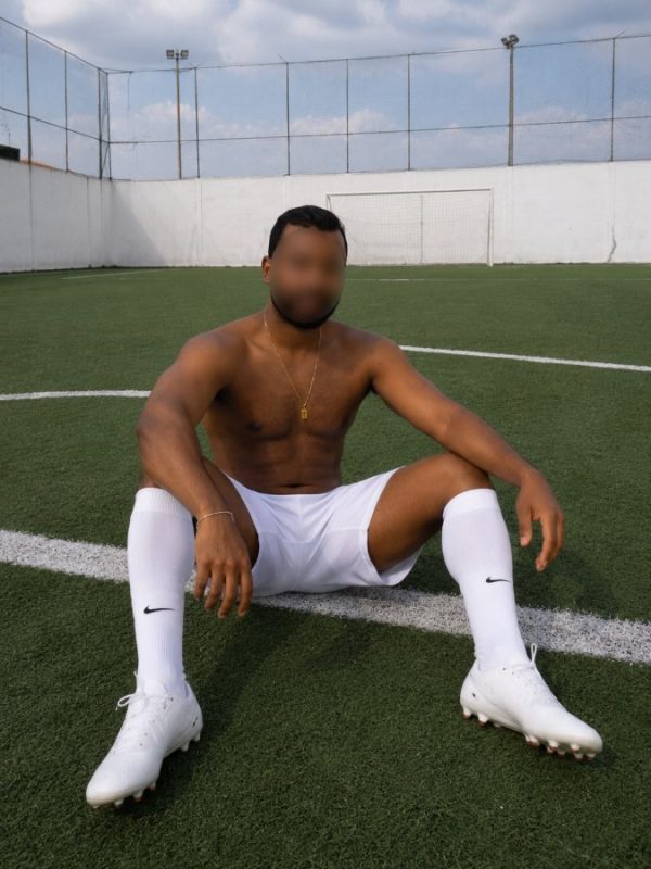 Lukas Dotado 4