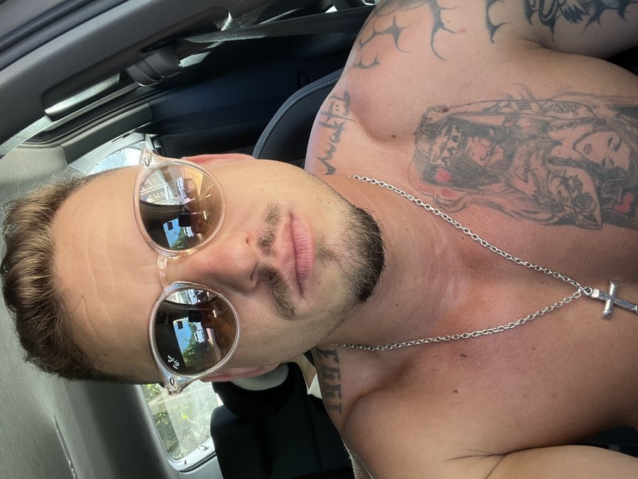 Gabriel Bone 1