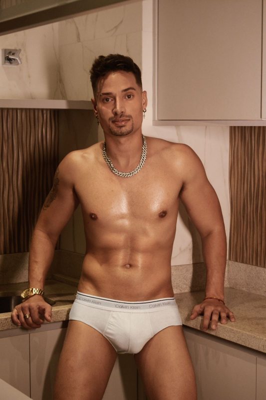 Arthur Leal 6