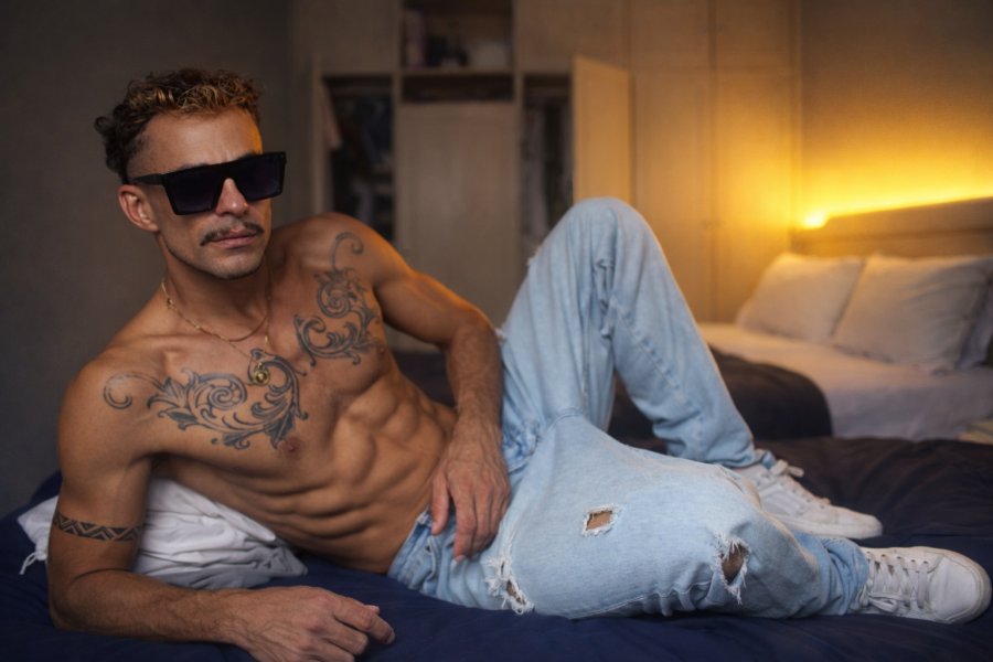 Roney Lopez