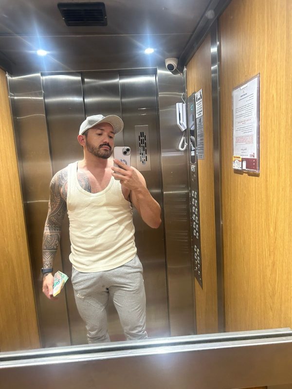 Massoterapeuta Adam 3