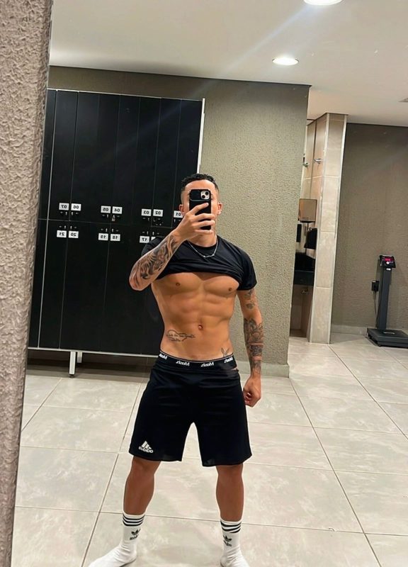 Léo Vasconcelos 18