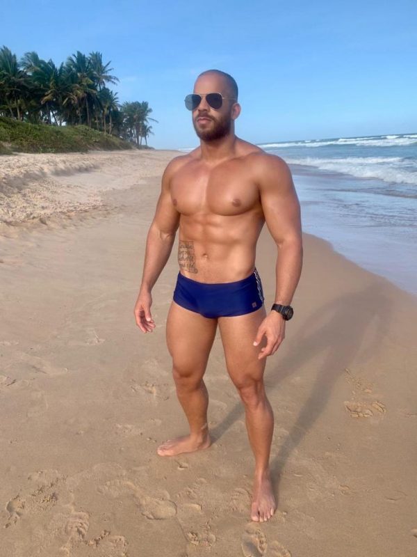 Caio Ferrari 27