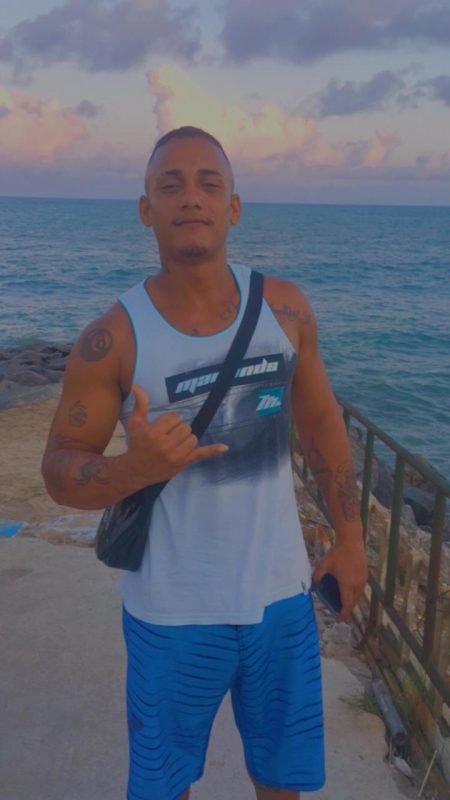 Maycon Três Pernas 44