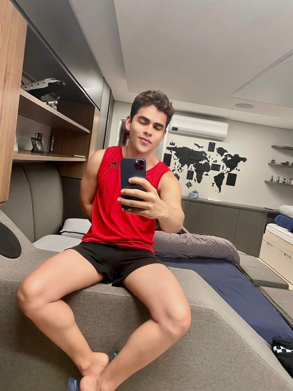 Dante Avelar 32