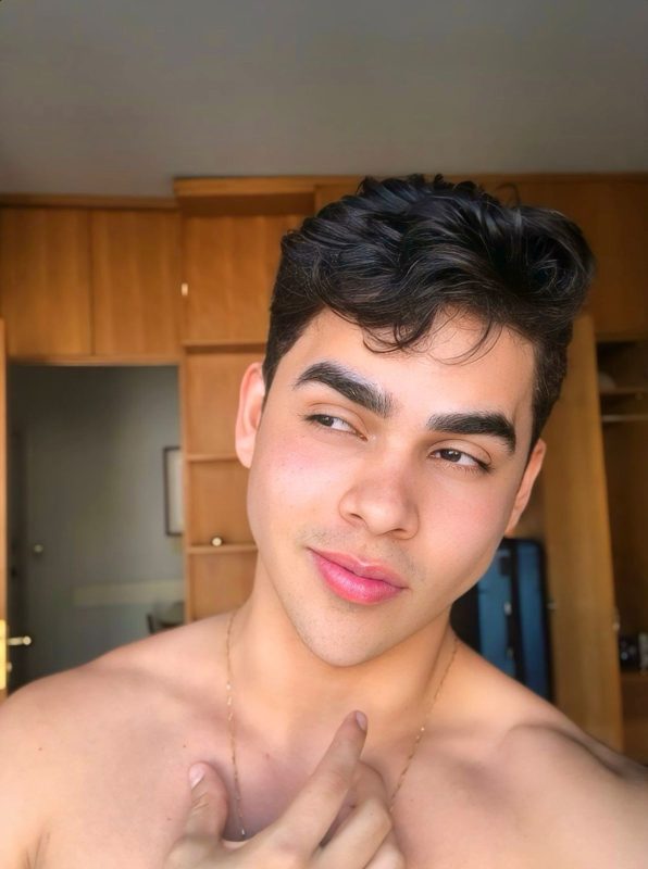 Dante Avelar 24
