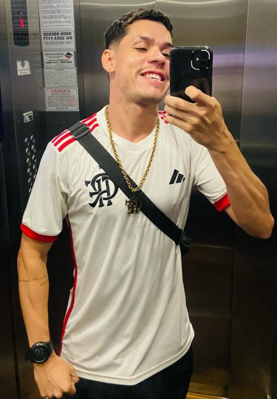 Nicolas Cairo 10