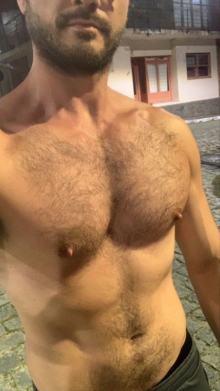 Adriano Peludo 9