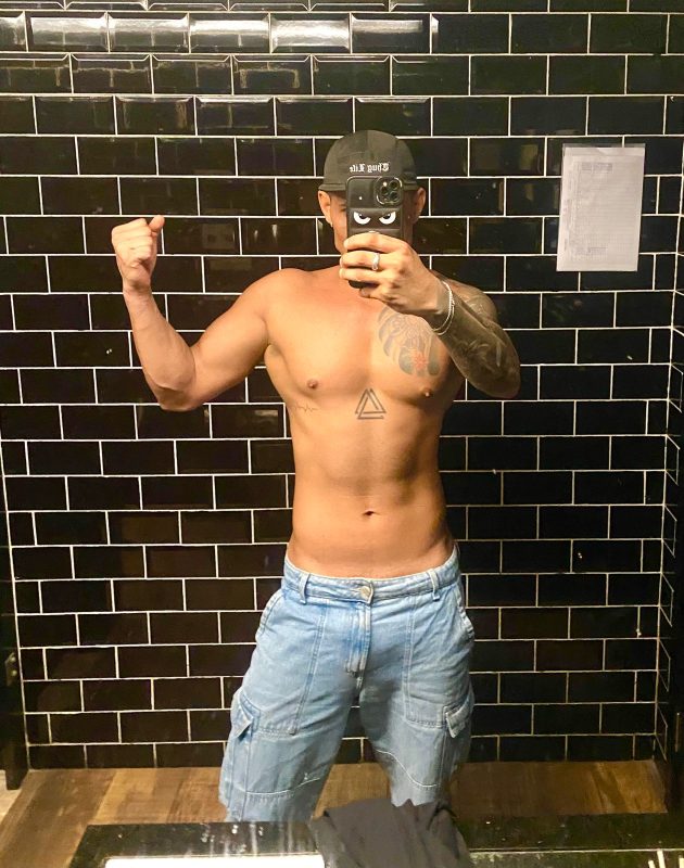John Carioca 8