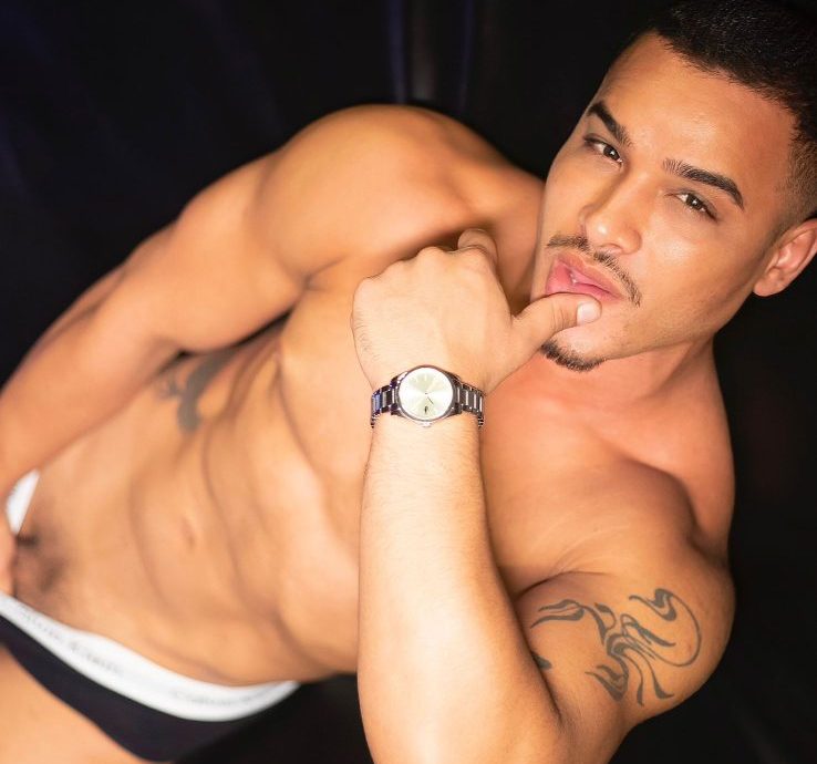 Alex Ruam 13