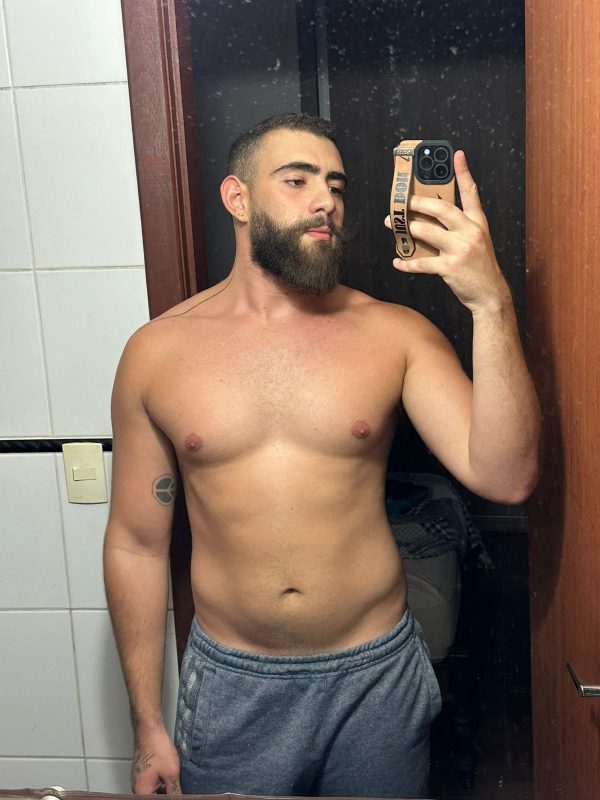 Vitor Gouveia 27