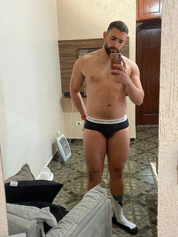 Vitor Gouveia 44