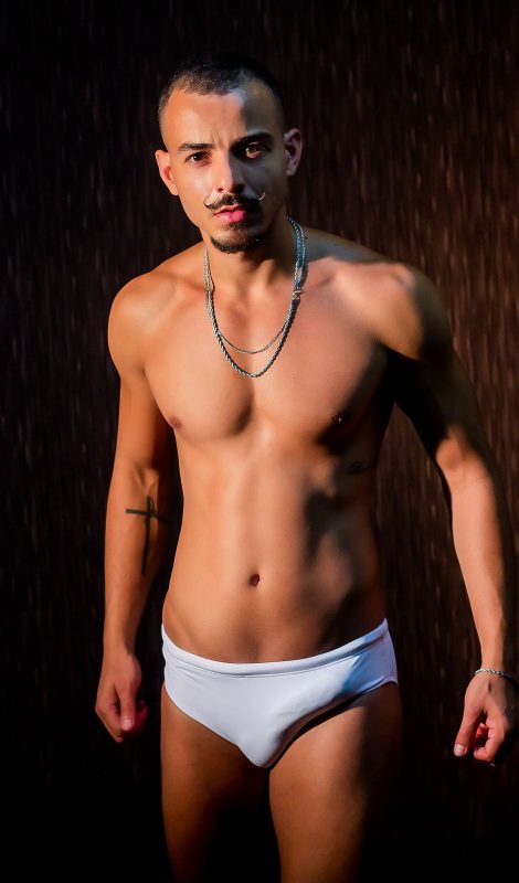 Pietro Oliver 19
