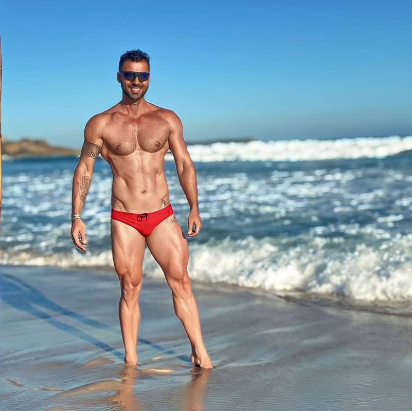 Vic Bradock 3