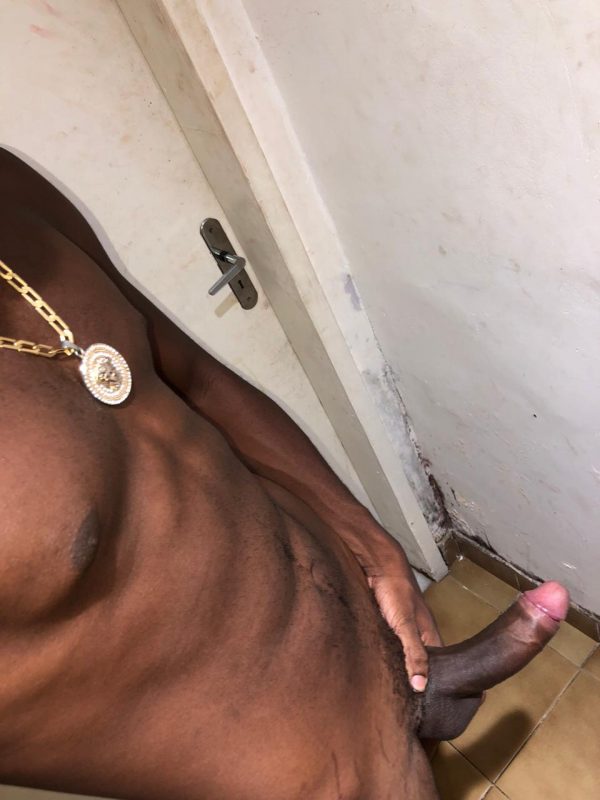 Alex Black 9