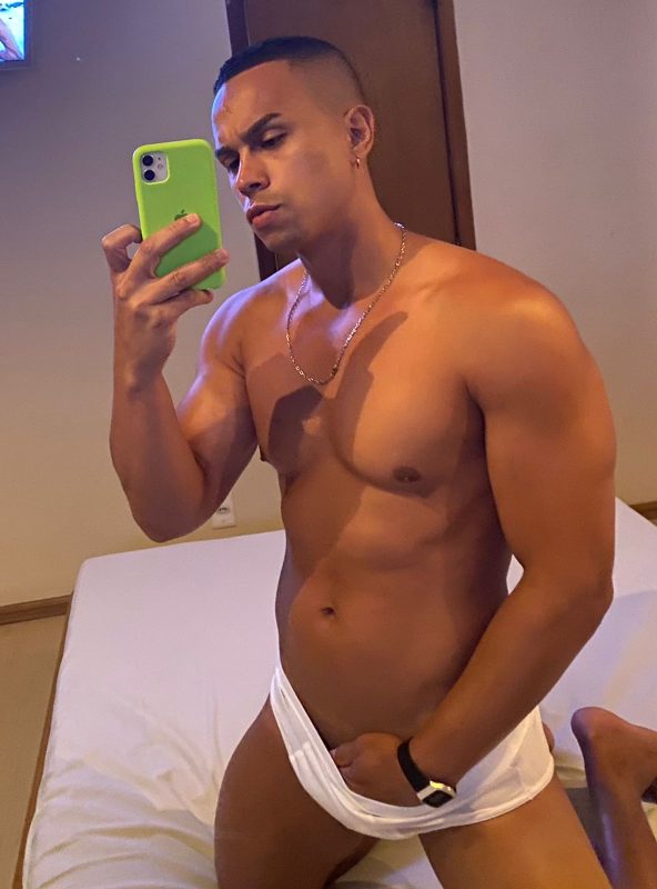 Lorenzo Moraes 24