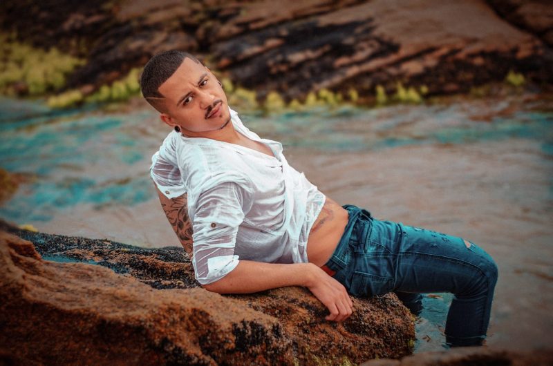 Michael Lourenço 19
