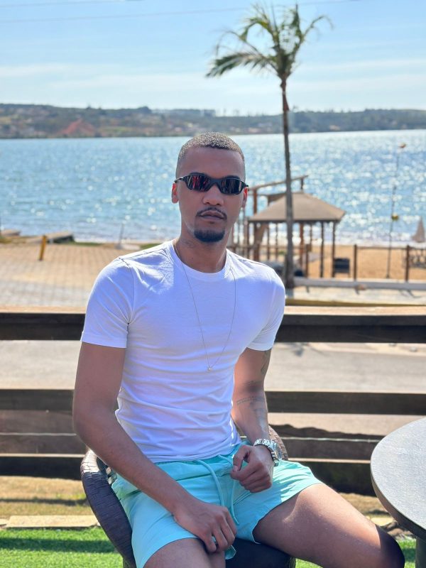 Henrique Mineiro 19