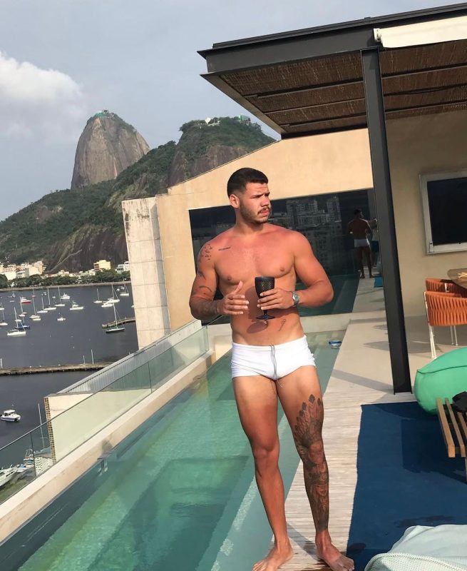 Bryan Carioca 1